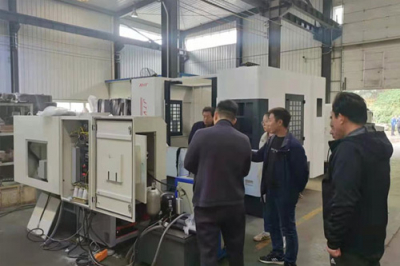 河南新鄉摩耐特活塞有限公司韓總一行來公司參觀洽談